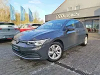 Gebraucht VW Golf VIII Life 131 PS (96 kW) 2023 Uranograu Limousine