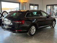 Gebraucht Skoda Superb Style 150 PS (110 kW) 2023 Schwarz Kombi