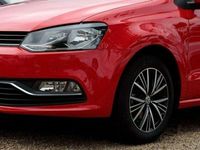 Gebraucht VW Polo Allstar 60 PS (44 kW) 2016 Rot Kleinwagen