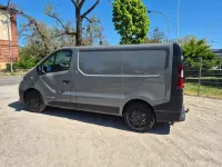 Usata Renault Trafic 145 CV (106 kW) 2017 Grigio Monovolume
