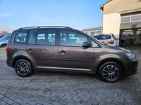 Gebraucht VW Touran Trendline 105 PS (77 kW) 2010 Braun Van / Kleinbus