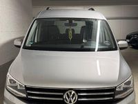 Gebraucht VW Caddy Highline 150 PS (110 kW) 2019 Silber Van / Kleinbus