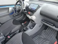 Gebraucht Toyota Aygo 68 PS (50 kW) 2011 Blau Kleinwagen