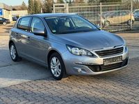 Gebraucht Peugeot 308 Active 131 PS (96 kW) 2016 Grau Limousine