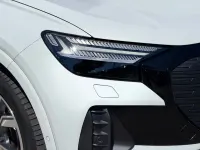 Gebraucht Audi Q4 Sportback e-tron Sport 150 kW (204 PS) 2023 Weiß SUV