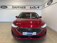 Gebraucht Ford Focus Titanium 125 PS (91 kW) 2024 Fantastic red tc Kombi