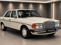 Gebraucht Mercedes 200 1979 Weiß Limousine