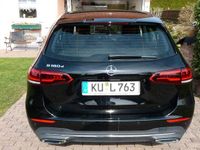 Gebraucht Mercedes B180 Progressive 116 PS (85 kW) 2019 Schwarz Van / Kleinbus