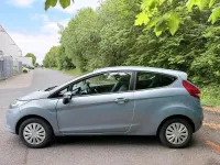 Second-hand Ford Fiesta 60 CP (44 kW) 2010 Verde Coupe
