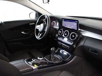 Gebraucht Mercedes C200 160 PS (117 kW) 2021 Schwarz Limousine