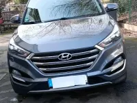 Gebraucht Hyundai Tucson Intro Edition 177 PS (130 kW) 2016 Grau SUV
