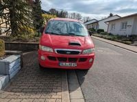 Second-hand Hyundai H-1 140 CP (102 kW) 2007 Roșu Monovolum