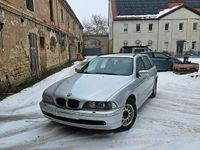 Gebraucht BMW 525 163 PS (119 kW) 2003 Silber Kombi