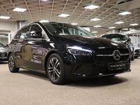 Gebraucht Mercedes B200 163 PS (119 kW) 2024 Lack kosmosschwarz Van / Kleinbus