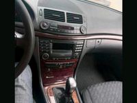 Gebraucht Mercedes E200 163 PS (119 kW) 2005 Schwarz Limousine