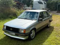 Gebraucht Opel Corsa 45 PS (33 kW) 1993 Silber Kleinwagen