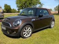 Gebraucht Mini Cooper S Cabriolet 184 PS (135 kW) 2012 Braun Cabrio