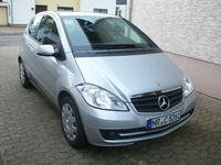 Gebraucht Mercedes A180 148 PS (108 kW) 2008 Silber metallic Kleinwagen