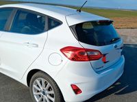 Gebraucht Ford Fiesta Titanium 85 PS (62 kW) 2017 Weiß Limousine