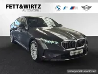 Gebraucht BMW 530e Sport Line 299 PS (219 kW) 2024 Sophistograu brillanteffekt metallic Limousine