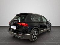 Gebraucht VW Tiguan Active 150 PS (110 kW) 2021 Deep black perleffekt (metallic) SUV