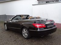 Gebraucht Mercedes E250 204 PS (150 kW) 2011 Schwarz Cabrio