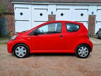 Second-hand Toyota Aygo 2009 Roșu Hatchback