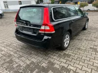 Gebraucht Volvo V70 120 PS (88 kW) 2016 Schwarz Kombi