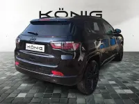 Käytetty Jeep Compass 131 HP (96 kW) 2024 Musta Katumaasturi