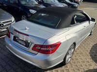 Gebraucht Mercedes E200 AMG 184 PS (135 kW) 2012 Iridiumsilber  metalliclack Cabrio