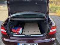 Gebraucht Skoda Superb Elegance 125 PS (91 kW) 2010 Limousine