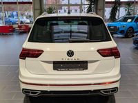 Gebraucht VW Tiguan R-line 150 PS (110 kW) 2023 Weiß SUV
