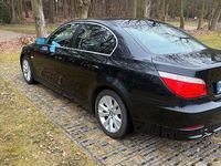 Gebraucht BMW 525 197 PS (144 kW) 2008 Schwarz Limousine
