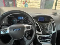 Gebraucht Ford Focus 116 PS (85 kW) 2012 Grau Kombi
