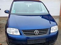 Gebraucht VW Touran 115 PS (84 kW) 2003 Blau Van / Kleinbus