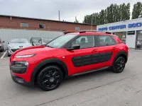 Gebraucht Citroën C4 Feel 82 PS (60 kW) 2017 Rot Limousine