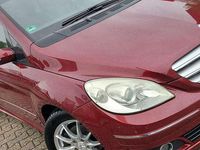 Gebraucht Mercedes B170 116 PS (85 kW) 2006 Weinrot Van / Kleinbus