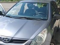Gebraucht Hyundai i20 Classic 78 PS (57 kW) 2009 Silber metallic Kleinwagen