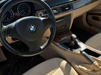 Usata BMW 325 218 CV (160 kW) 2005 Argento Berlina