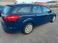Gebraucht Ford Focus Trend 116 PS (85 kW) 2015 Blau Kombi