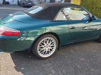 Gebraucht Porsche 996 320 PS (235 kW) 2001 Grün Cabrio