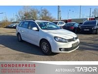 Gebraucht VW Golf VII 105 PS (77 kW) 2012 Candyweiß Kombi