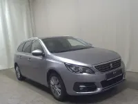 Gebraucht Peugeot 308 Allure 131 PS (96 kW) 2021 Grau Kombi