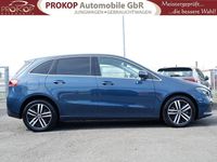 Gebraucht Mercedes B250e Progressive 160 PS (117 kW) 2022 Blau Van / Kleinbus