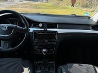 Gebraucht Skoda Superb 140 PS (102 kW) 2010 Braun Kombi