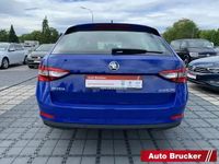 Gebraucht Skoda Superb Active 150 PS (110 kW) 2019 Blau Kombi