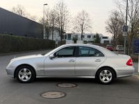 Gebraucht Mercedes E240 Avantgarde 177 PS (130 kW) 2003 Silber Limousine