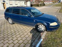 Gebraucht VW Passat 130 PS (95 kW) 2003 Blau Kombi
