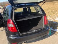 Gebraucht Mercedes A180 Avantgarde 116 PS (85 kW) 2010 Schwarz Kleinwagen