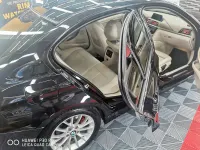 Gebraucht BMW 318 Sport Line 143 PS (105 kW) 2012 Schwarz Limousine